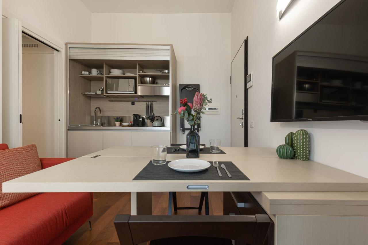 Beplace Apartments In Missori Milan Bagian luar foto